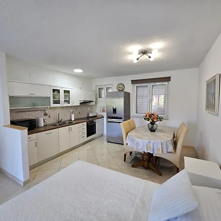 Matija Lejlighed Makarska